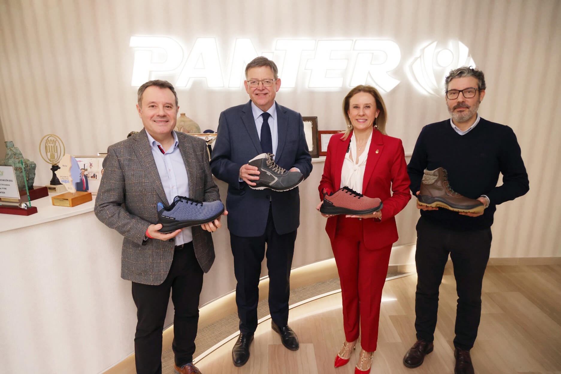 The Management of Panter with Ximo Puig, showing the company